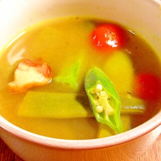 夏野菜のカレースープ